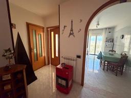 Trilocale in Via Vincenzo Bellini, 6, Casalnuovo di Napoli