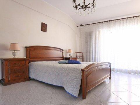 Bilocale in Via Privata Londra, Zona Ponente, Alassio