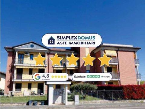 Quadrilocale in Via Carlo Berra, Venegono Inferiore