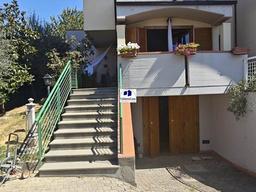 Casa indipendente a Incisa Centro - Massa, Figline e Incisa Valdarno