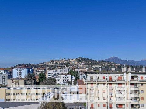 Attico in Via Carlo Serassi, 13, Borgo Palazzo, Bergamo
