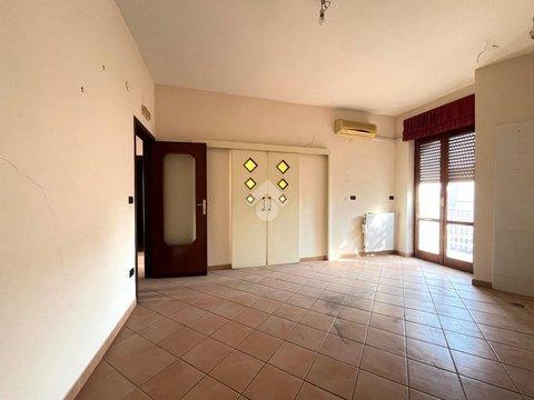 Quadrilocale in Via Galileo Galilei, 48, Sant'Antimo