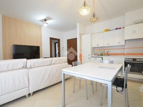 Trilocale in Via di Villa Forcella, 8, Città Sant'Angelo