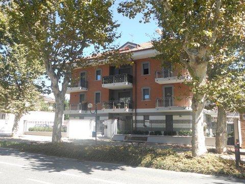 Quadrilocale in Viale Armando Diaz, 9, Stazione - Lazzaretti - Strada Cambiano, Chieri