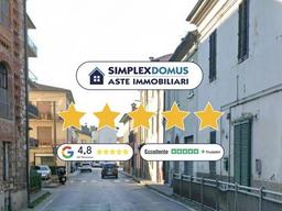 Trilocale in Via Cavalletti, Sant'Anna, Lucca