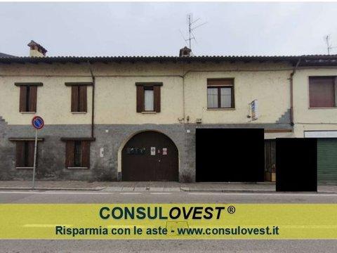 Casa indipendente in Via Cesare Battisti, 24, Tromello