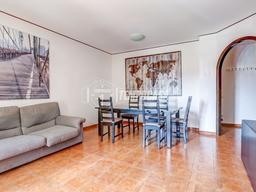 Trilocale in Via Alessandro Manzoni, 22, Luino
