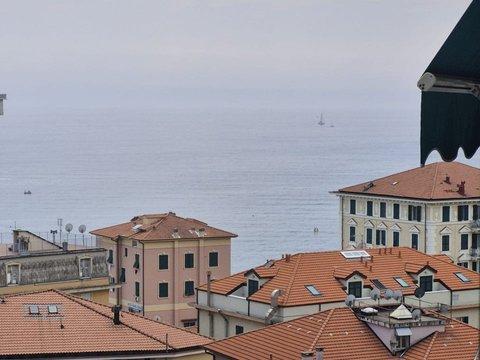 Bilocale in Via Capitano Lazzaro Parodi, Santa Caterina, Varazze