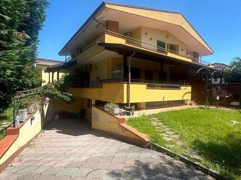 Villa in Via Masseria Vecchia, 196, Licola Paese, Giugliano in Campania