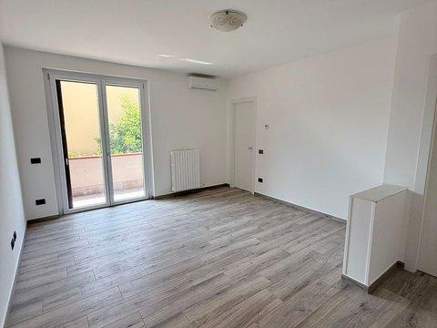 Trilocale in Via Maria Montessori, 25, Mulazzano