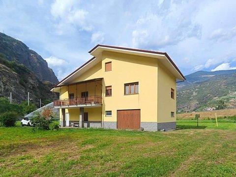 Villa in Località Oley, Montjovet