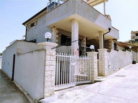 Casa indipendente a Cava d'Aliga, Scicli