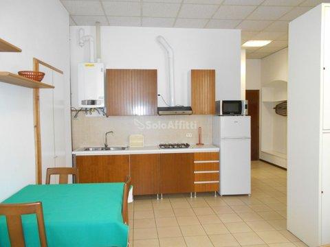 Monolocale in Via Tommaso Grossi, Centro - Semicentro, Cantù