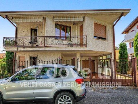 Villa in Via Eupili, 11, Montello-San Salvatore, Seregno