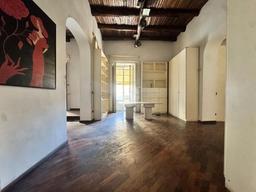 Quadrilocale in Corso Campano, 284, Centro Storico, Giugliano in Campania