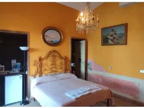 Camera in Corso Caulino, 45, Vico Equense