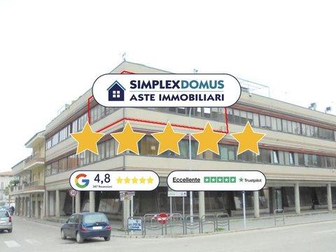 Appartamento in Via Giuseppe Mazzini, Centro, Alba Adriatica