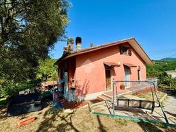 Villa in Via Vittorio Bachelet, 12, Sant'Olcese