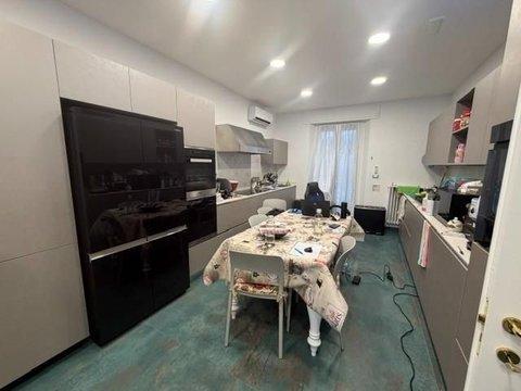 Appartamento in Viale Adua, Zona Musicisti, Montecatini-Terme