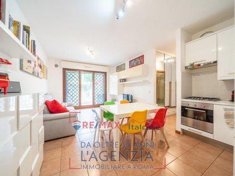 Bilocale in Via Raffaello Liberti, 159, Ponte di Nona - Colle degli Abeti, Roma