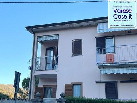 Monolocale in Via Libertà, 15, Lavena Ponte Tresa