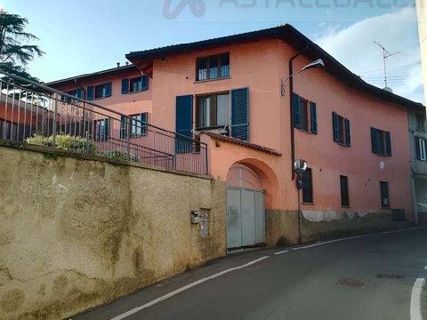 Trilocale in Via Indipendenza, 15, Bregnano