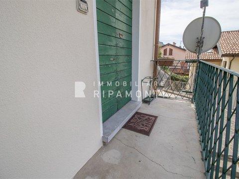 Bilocale in Via Per Erna, 31, Acquate-Germanedo, Lecco