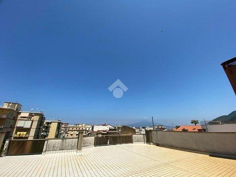 Appartamento in Via Santa Sofia, 13, Vico Equense