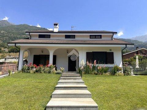 Villa in Via 1 Maggio, 4, Chianocco