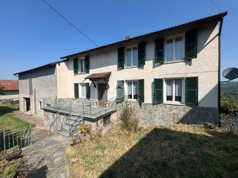 Villetta bifamiliare in Via Roma, 3, Stazzano