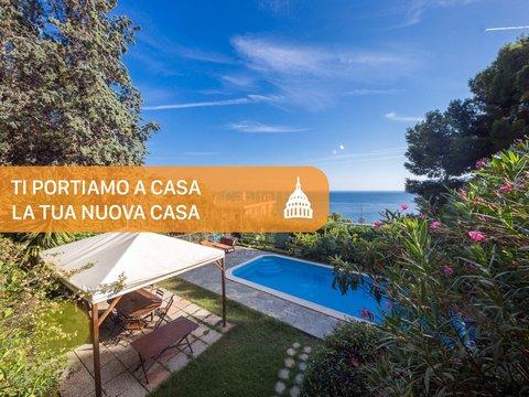 Appartamento in Via dei Ginepri, 11, Bergeggi