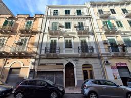 Bilocale in Via Giuseppe Mazzini, 179, Città Vecchia - Borgo, Taranto