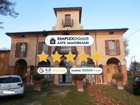 Villa in Via Santa Maria, Pilastro, Bologna