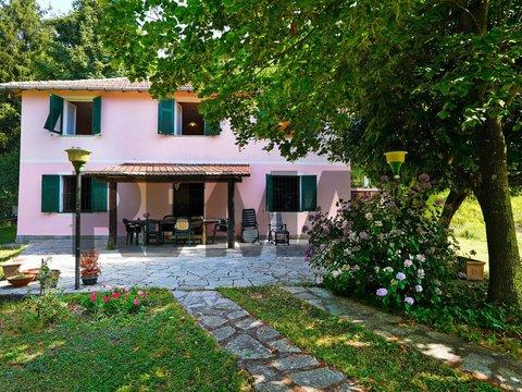 Casa indipendente in Via Andrea Gallino, 34, Mignanego