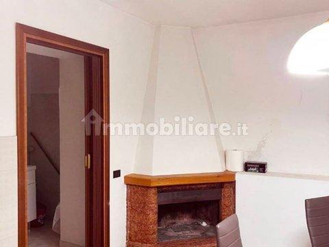 Trilocale in Via Fabio Massimo, 35, Faicchio