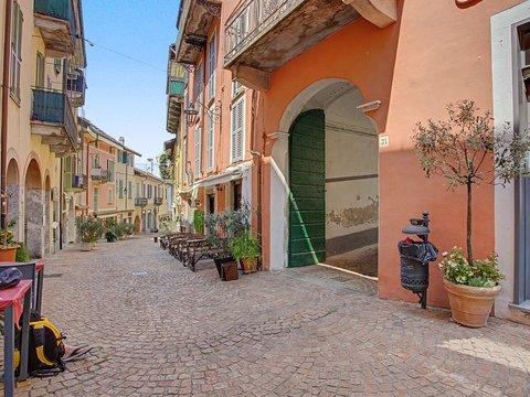 Trilocale in Via Felice Cavallotti, 31, Luino