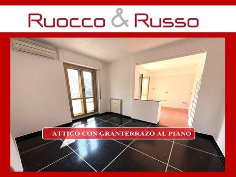 Attico in Via Giovanni Amarena, Marassi, Genova