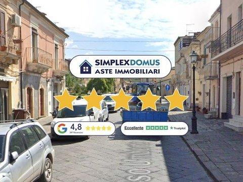 Appartamento in Corso Umberto I, Licodia Eubea