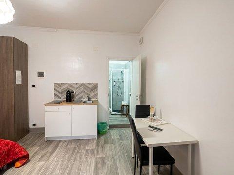 Camera in Via San Vito, 10, San Vito - Lama - Carelli, Taranto