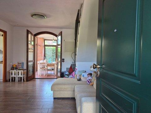 Villetta a schiera in Via Brigata Partigiana Ugo Muccini, 38, Trinità - Battifollo, Sarzana