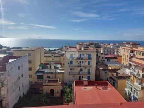 Bilocale in Via Purgatorio, 17, Centro - Santa Teresa, Torre del Greco