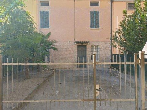 Casa indipendente in Vicolo Fabio Filzi, Soragna