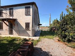 Casa indipendente in Via Lovara, 15, Montagnana