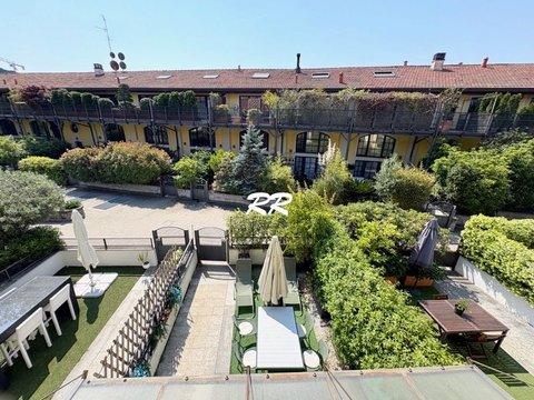 Trilocale in Via Pietrasanta, 12, Vigentino, Milano