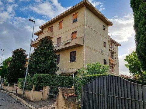 Quadrilocale in Via Erbosa, 5, San Donnino, Campi Bisenzio