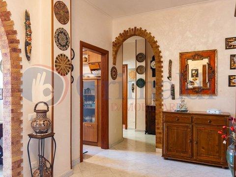Trilocale in Via Quinto Romano, 76, Baggio, Milano