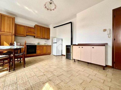 Bilocale in Via Latteria, 12, Castelcucco
