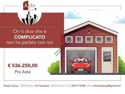 Casa indipendente in Via Partenio Di Nicea, 117, Casal Palocco, Roma