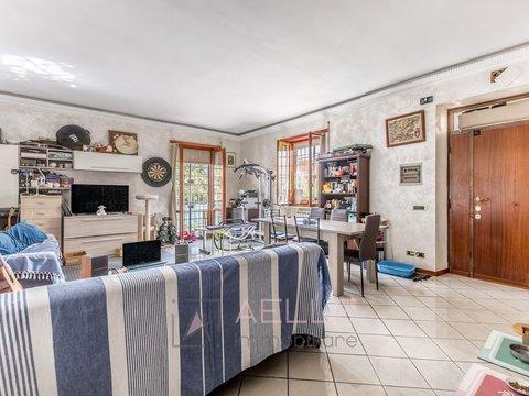 Trilocale in Via Eugenio Cisterna, s.n.c, Acilia Sud, Roma