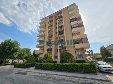 Appartamento in Via Andreottino Girardi, 47, Lido di Fermo - Casabianca, Fermo